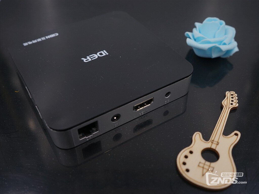 忆典Q7超清4k互联网电视盒子---老品牌、新产品