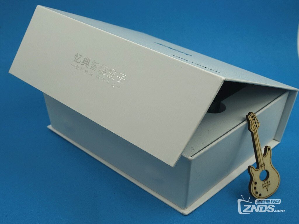 忆典Q7超清4k互联网电视盒子---老品牌、新产品
