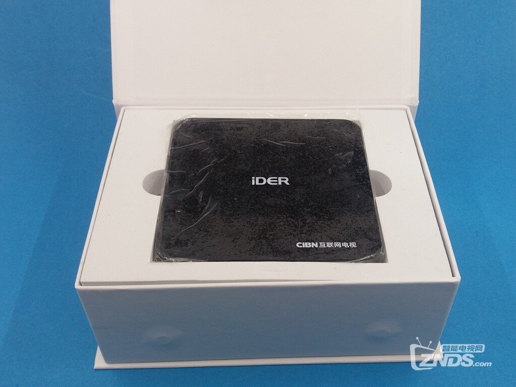 忆典Q7超清4k互联网电视盒子---老品牌、新产品