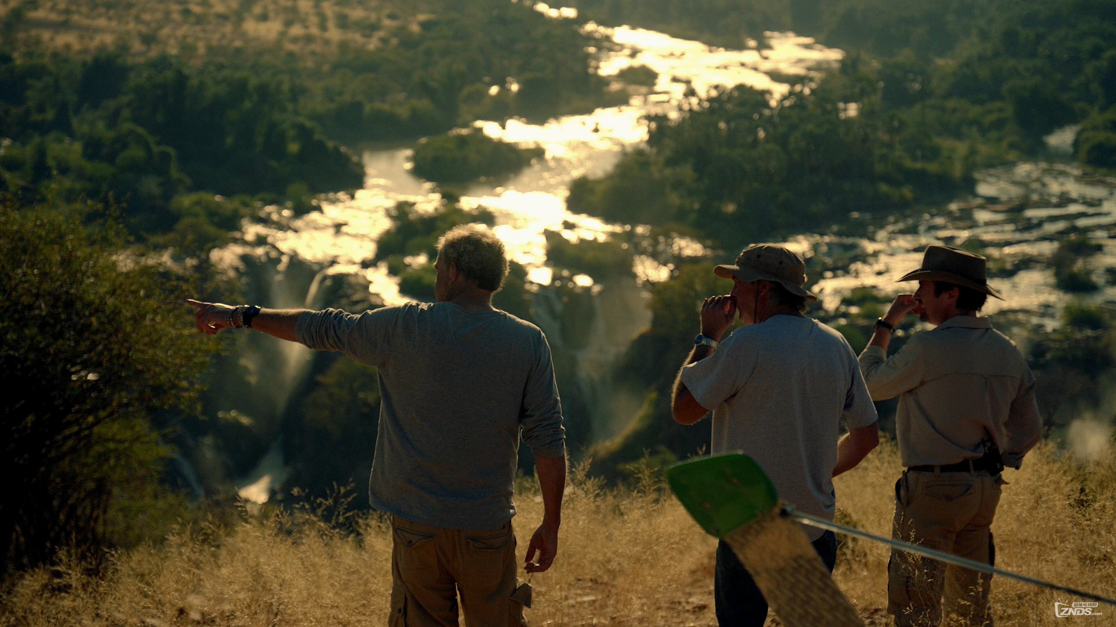 the.grand.tour.s01e08.2160p.amzn.webrip.dd5.1.x264-trolluhd.