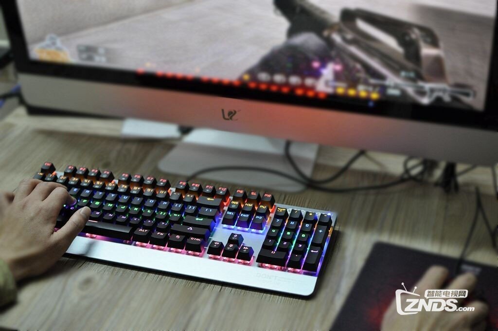 异类烧气质——ONE-UP K8机械键盘评测