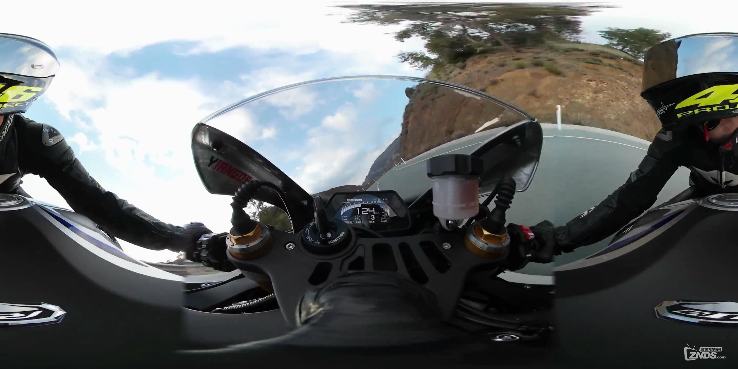 驾驶雅马哈Yamaha R1M挑战200KM\/H+街头狂