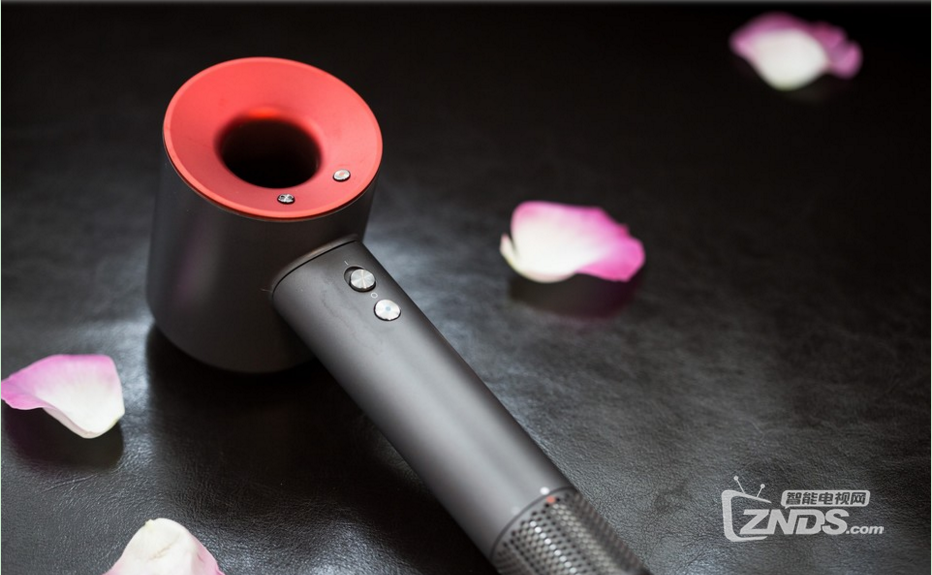 Dyson Supersonic 吹风机：遇上限量中国红