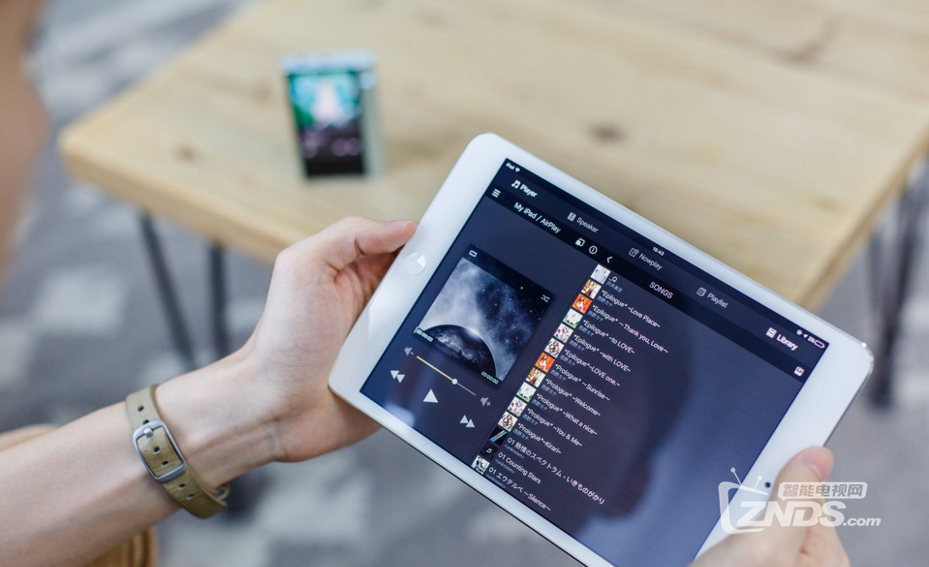 Astell&Kern AK70 播放器体验：音频界的文艺青年