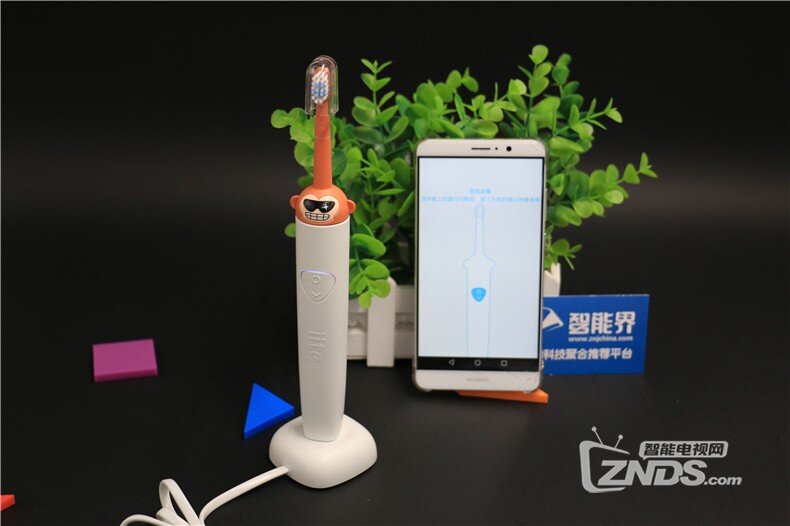 让孩子爱上刷牙、享受刷牙快乐的牙小白S1儿童智能牙刷体验