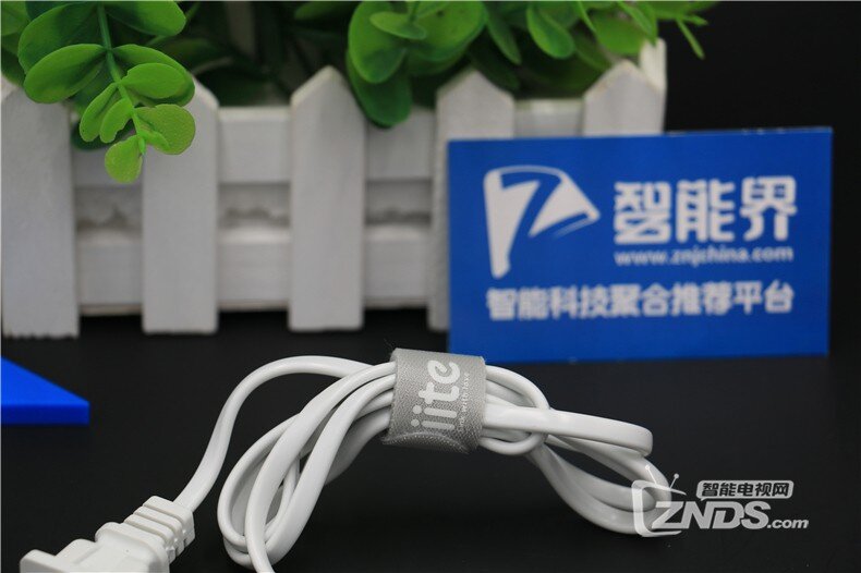 让孩子爱上刷牙、享受刷牙快乐的牙小白S1儿童智能牙刷体验