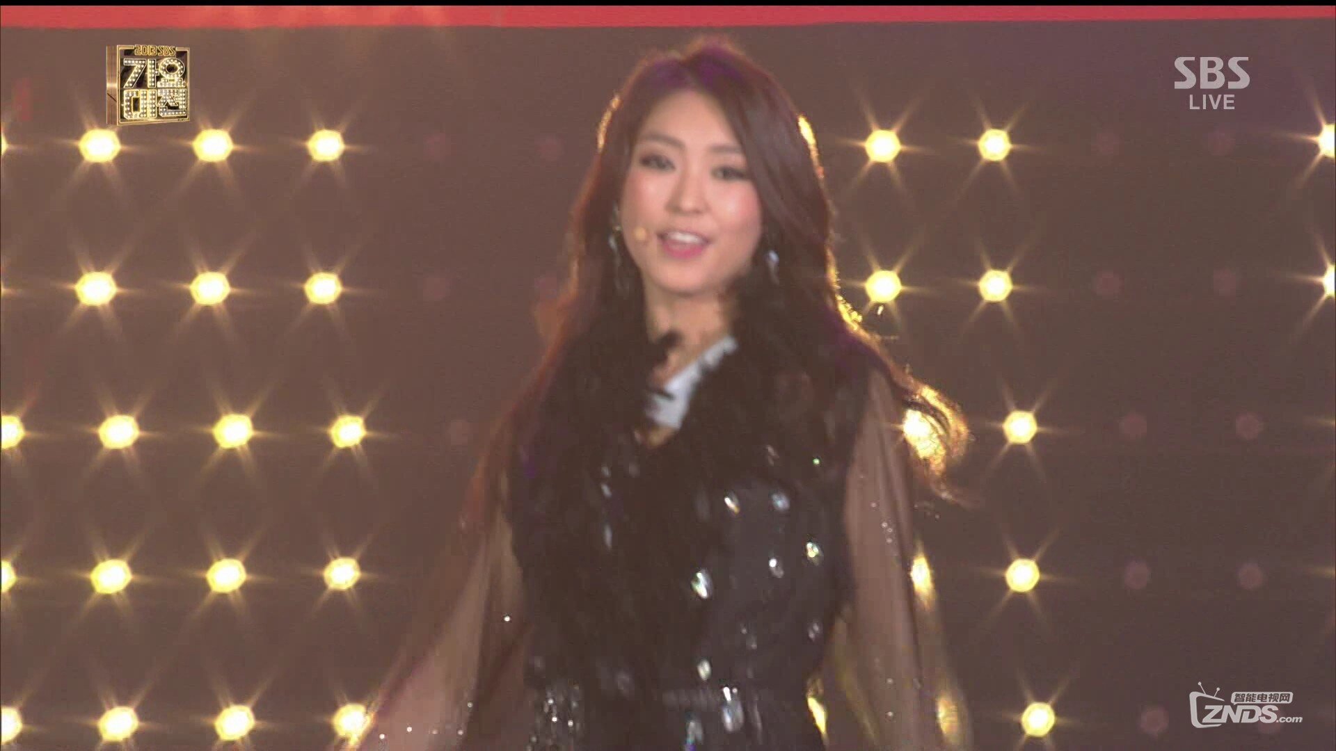 SISTAR - Give it to me(131229 SBS 歌谣大战）[(001588)2017-02-21-19-33-08].JPG