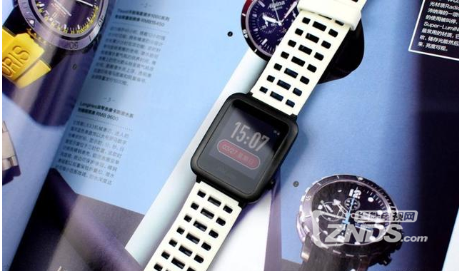 专业品质，从容依旧——唯乐小黑3智能手表评测