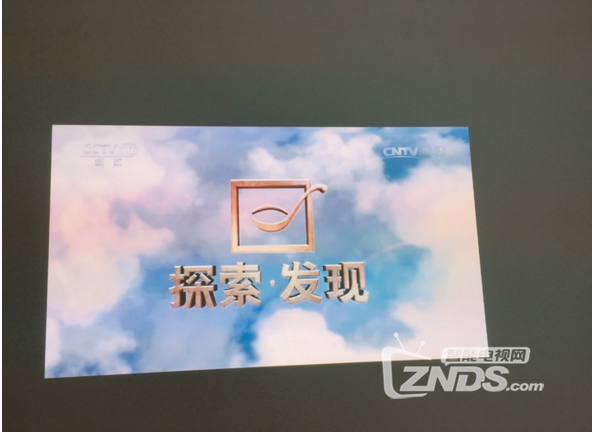 360度全方位--明基无线智能商务投影机 E560