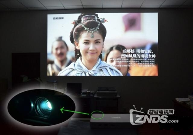 在家就可以看大片——极米Z4Air智能投影评测