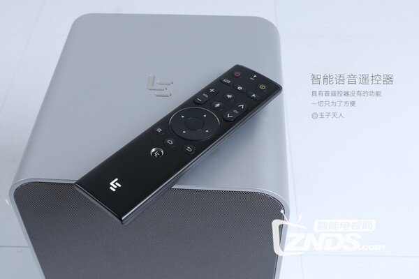 乐视屏霸 无屏超级电视开箱评测 舒适的体验
