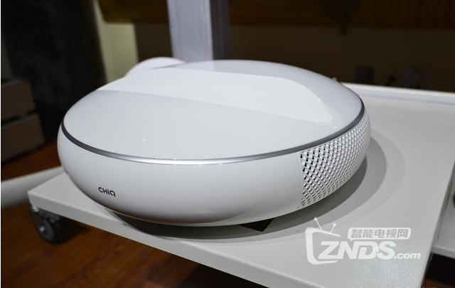 CHiQ激光影院 C5系评测--又是一场大屏风暴