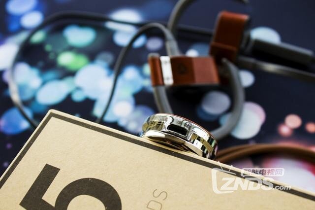 天生一对——八头牛手环H5与耳机Z5搭配体验评测