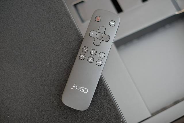 破千流明,至强投影——坚果智能投影仪g3 pro评测 .