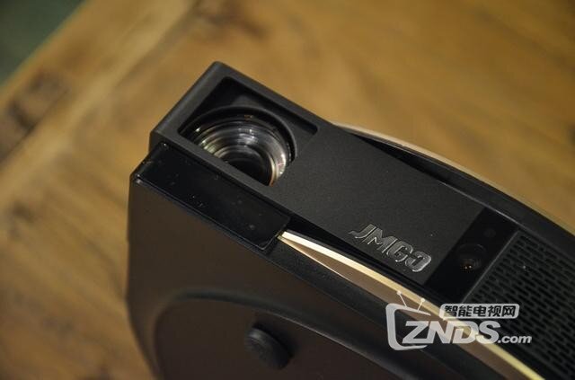 300寸无屏智能电影院——坚果G3 ProLED投影仪评测