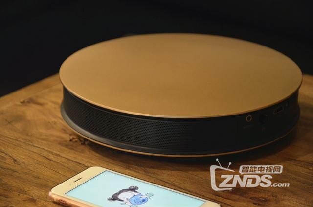 300寸无屏智能电影院——坚果G3 ProLED投影仪评测