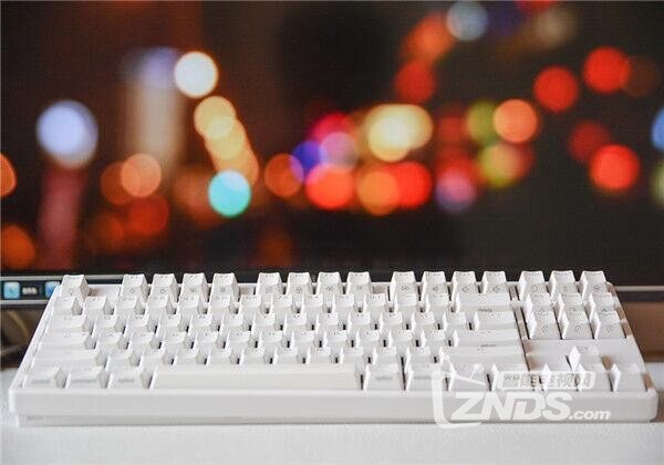 ikbc F-108 RGB 幻彩背光机械键盘评测