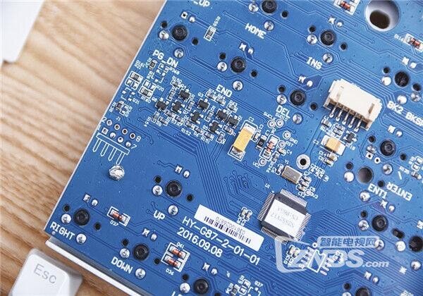 ikbc F-108 RGB 幻彩背光机械键盘评测