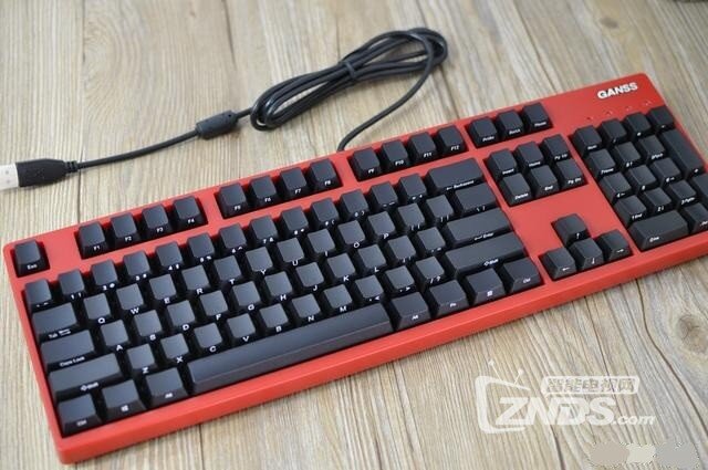 诚意最重要——高斯GS104法拉利侧刻机械键盘评测