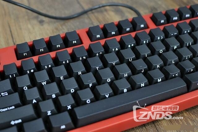 诚意最重要——高斯GS104法拉利侧刻机械键盘评测