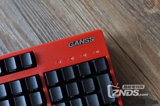 诚意最重要——高斯GS104法拉利侧刻机械键盘评测