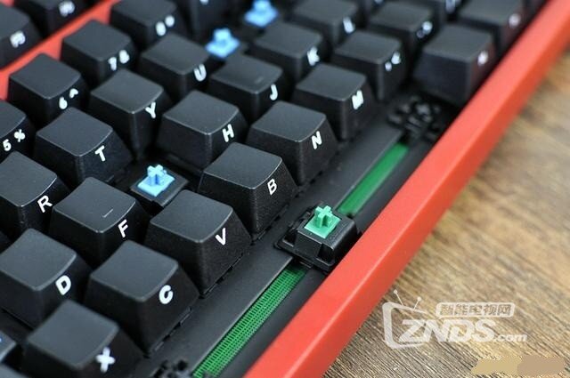 诚意最重要——高斯GS104法拉利侧刻机械键盘评测