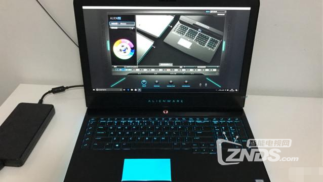 Alienware 17R4开机体验