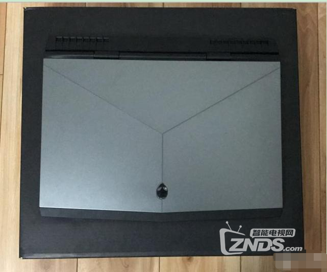 Alienware 17R4开机体验