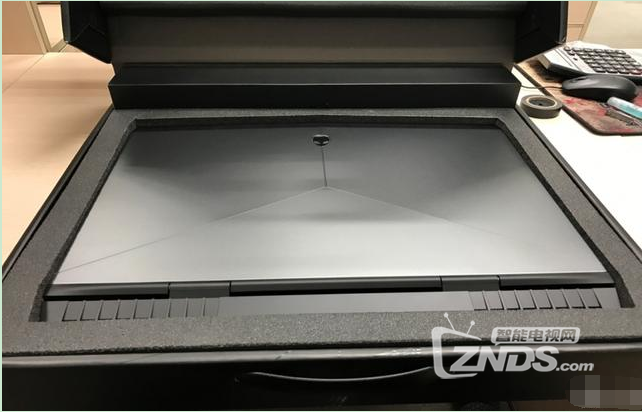 Alienware 17R4开机体验