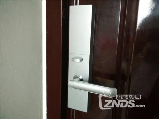 苏宁联合打造--小嘀T750智能锁靠不靠谱