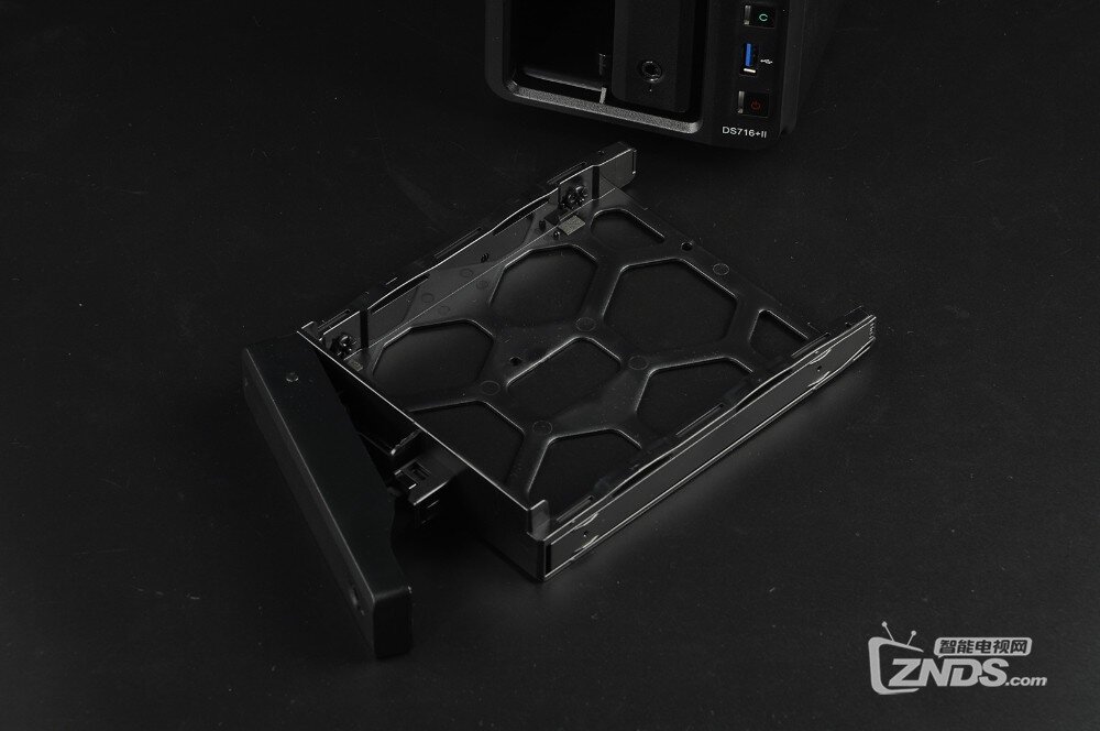 为用户创造更高价值——群晖DS716+II NAS评测
