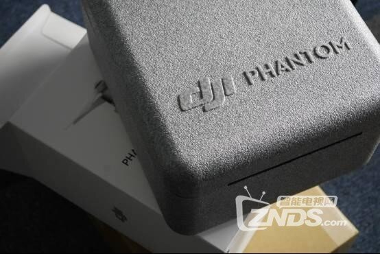 空中黑卡——大疆精灵4pro开箱&吐槽