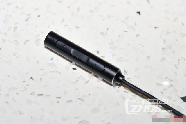 飞傲Lightning接口解码耳放FiiO i1