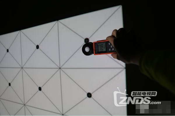 叠起来才舒服，越叠越强越幸福：ThinkPad 投影模块