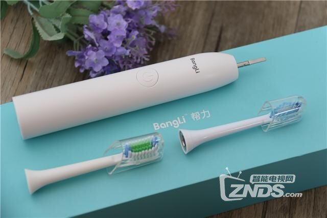 声波电动牙刷能做按摩？不仅深层洁齿更呵护牙龈