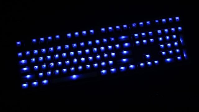 键帽有点甜哦！Akko X Ducky ZERO 3108S机械键盘图赏简评