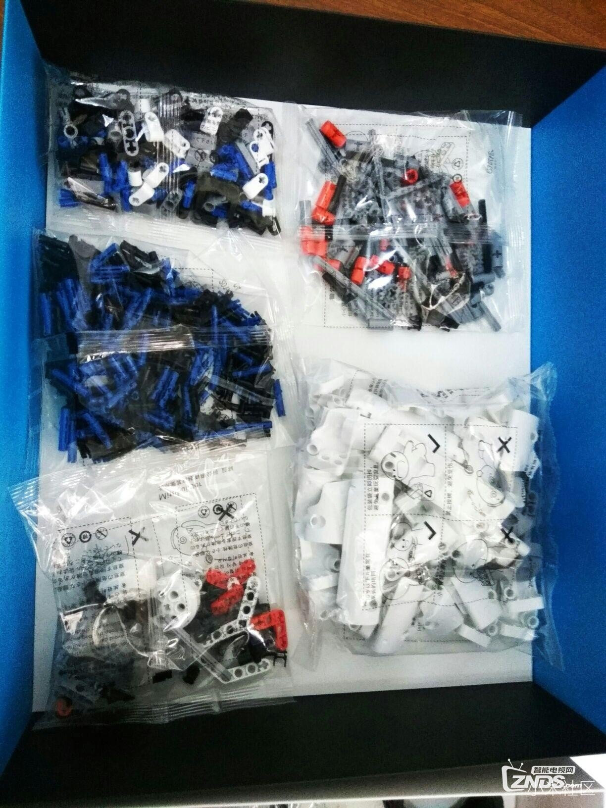 d8f420c23218f063e2d457d5a81125df7442d373.jpg
