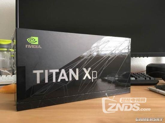 新核弹Titan Xp开箱拆解：游戏跑分很逆天