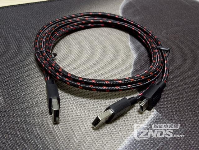 体验HyperX Alloy阿洛伊红轴机械键盘，它为电竞而生