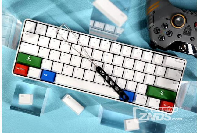 可对键位编程—ikbc Poker II Cherry MX红轴机械键盘体验评测