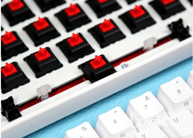 可对键位编程—ikbc Poker II Cherry MX红轴机械键盘体验评测
