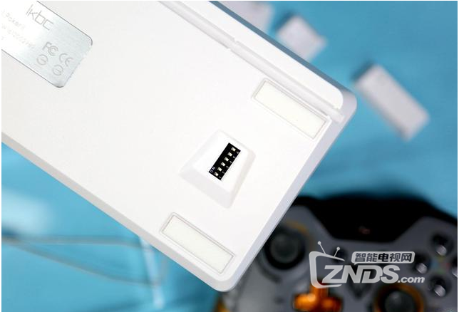 可对键位编程—ikbc Poker II Cherry MX红轴机械键盘体验评测
