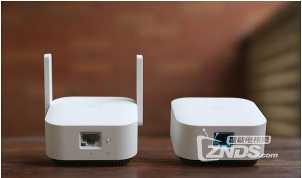 小米wifi電力貓圖賞穿牆白貓