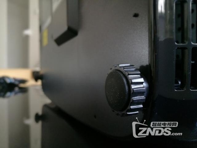 投影界的“色准大师”——明基家用高清投影W2000+评测