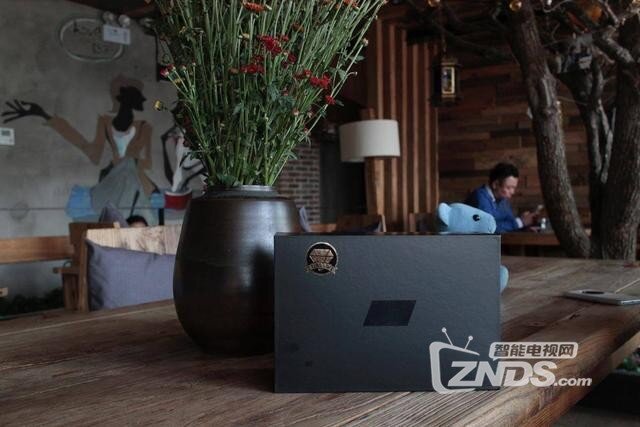 移动的私人影院——微鲸智能投影仪K1 Plus评测