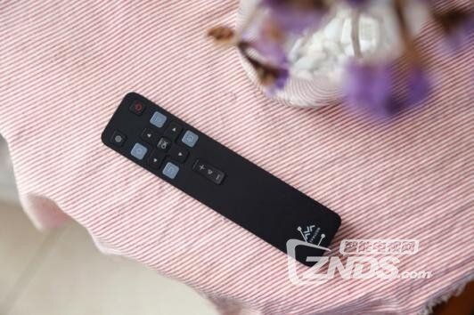 特色语音，丰富内容——49吋雷鸟互联网电视I49评测