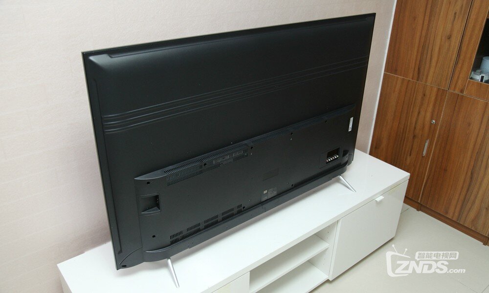金属外观，强劲性能——TCL D55A630U评测