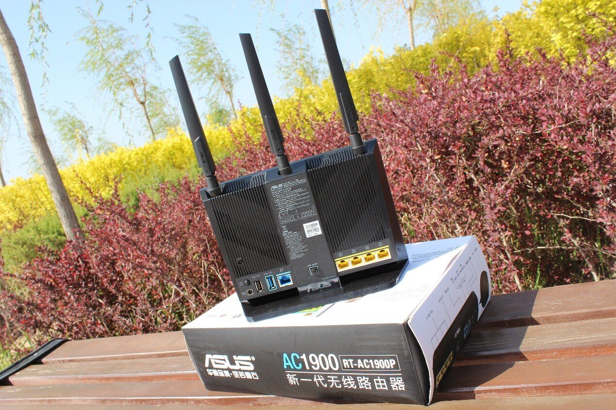 不负众望 立式路由华硕RT-AC1900P评测