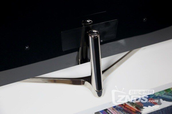 又一款看球神器 海信55吋NU8800U璀璨电视测