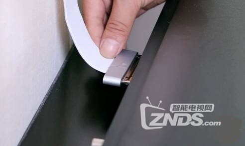 薄如纸，美如画  LG OLED W7天空之镜壁纸电视评测